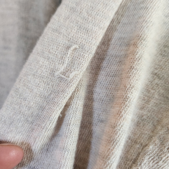 Cream/light tan Sweater with Lace details - Picture 2 of 6